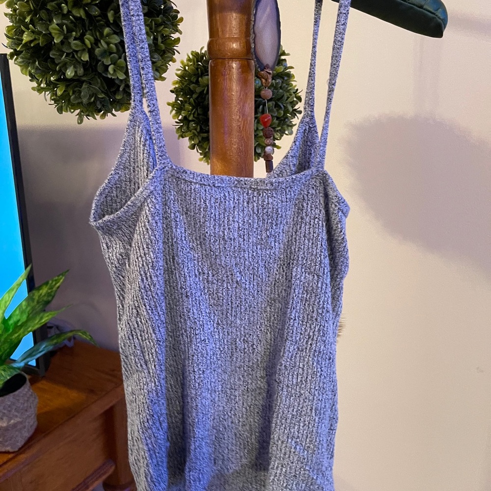 gray tank top - Picture 3 of 3